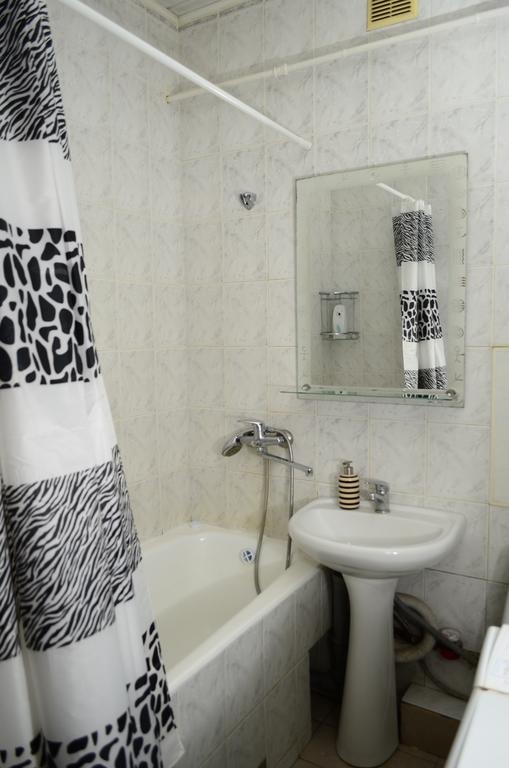 Apartment On Petropavlivs'Ka 90 Сумы Экстерьер фото